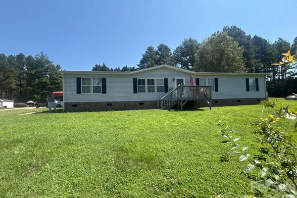 901 GRACE DR