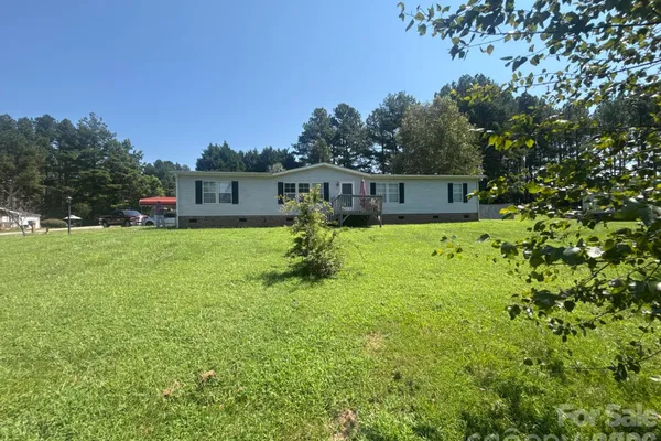 901 GRACE DR