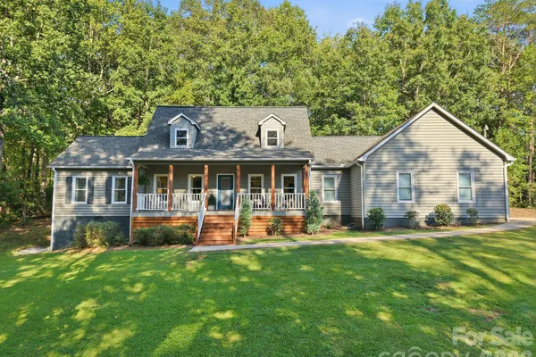 55 BROOKSIDE DR