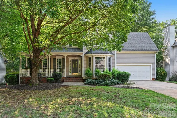 130 RIVER WOOD DR
