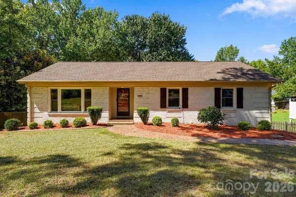 912 TALLY HO CT