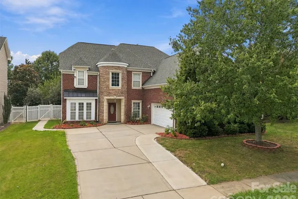 15110 REDWOOD VALLEY LN