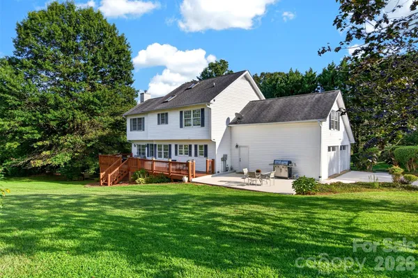 69 SUNWEST DR