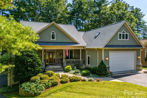 151 SHADOWLEAF DR