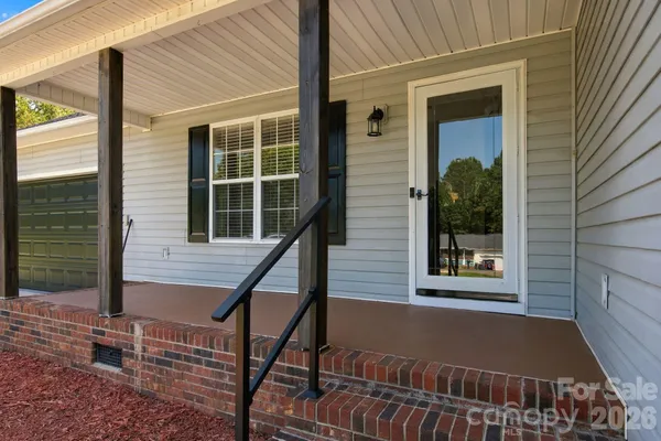1129 LYNDSEY BROOKE CT