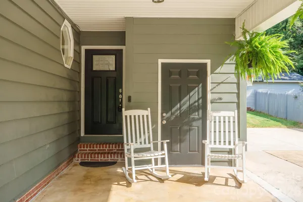 115 EASTWOOD PARK DR