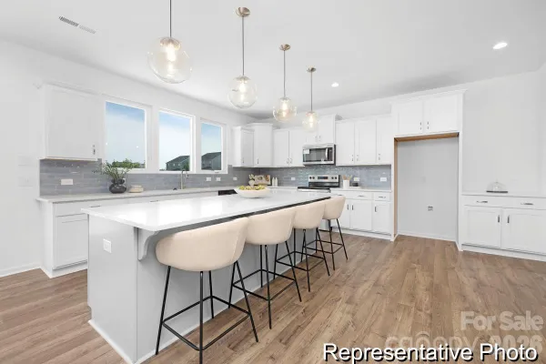 1225 GONDOLA CT 167AP