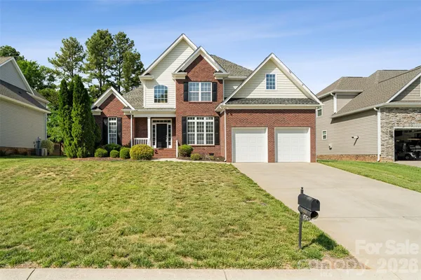 1588 ESSEX HALL DR