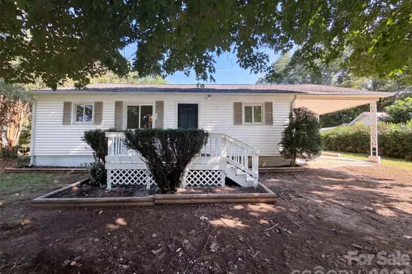 131 HIGHLAND POINT AVE