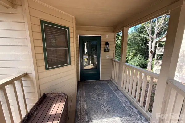 160 WHITNEY BLVD 24