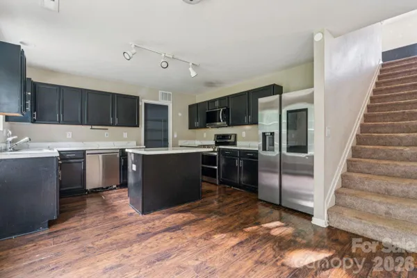 107 BERRYBETH CIR