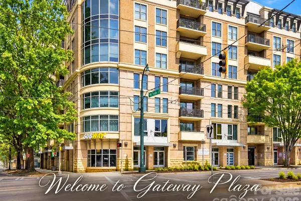 718 W TRADE ST 412