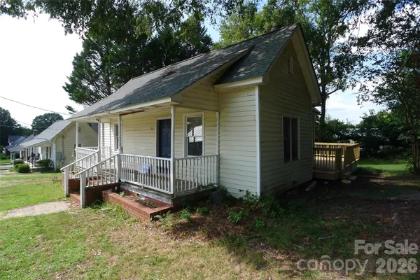 161 CENTER ST 30