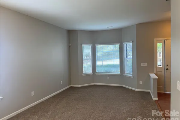 8817 ELKINS PARK DR