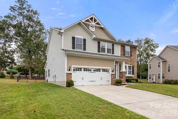 338 LORRAINE RD