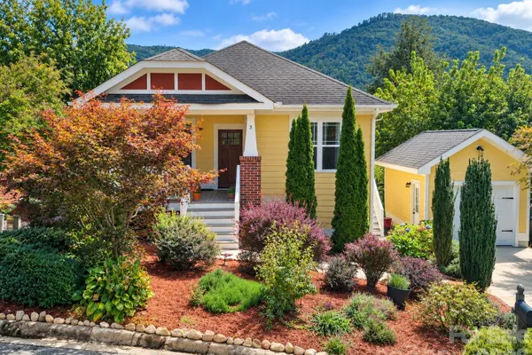 3 BYRDCLIFFE LN