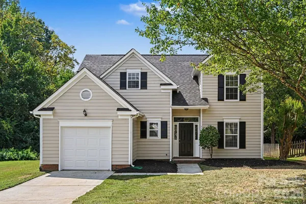 7117 DAERWOOD PL