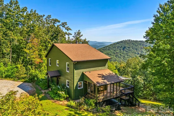 265 IDLEWILD DR