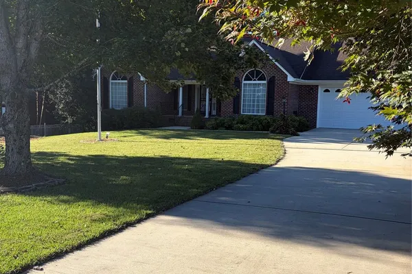 1697 OLD MILL RD