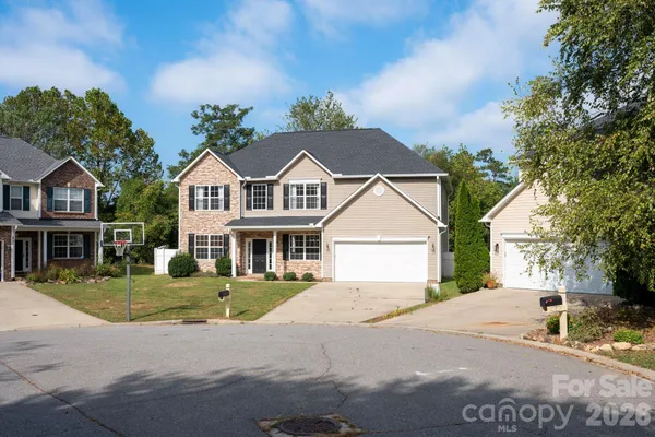 9 CARRAWAY CT