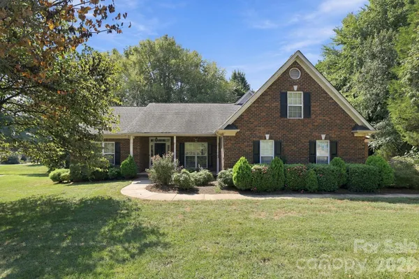 5911 SUGARCANE CT
