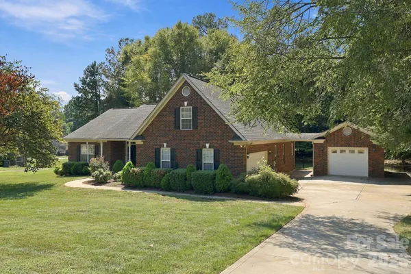 5911 SUGARCANE CT