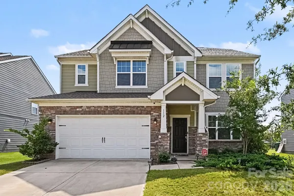 112 ROOSTER TAIL LN