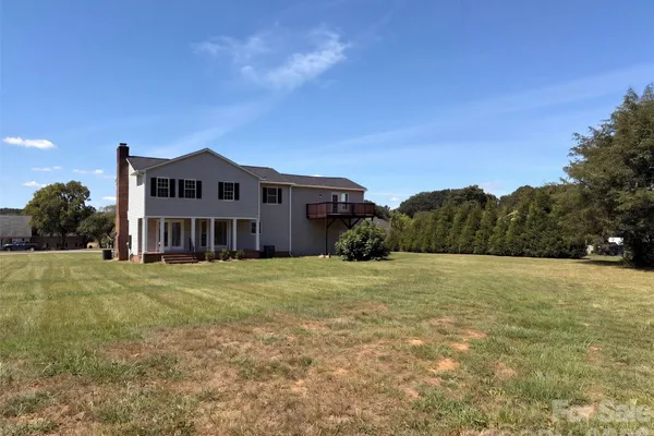221 PENNINGTON RD