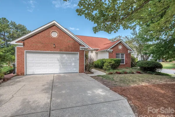 11320 HUNTERS LANDING DR