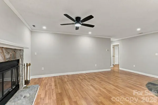 907 CRANBERRY CIR 26B