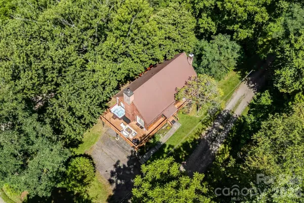 193 SHADOW LN