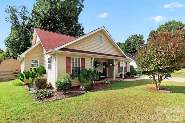 5906 COUNTRY WALK DR