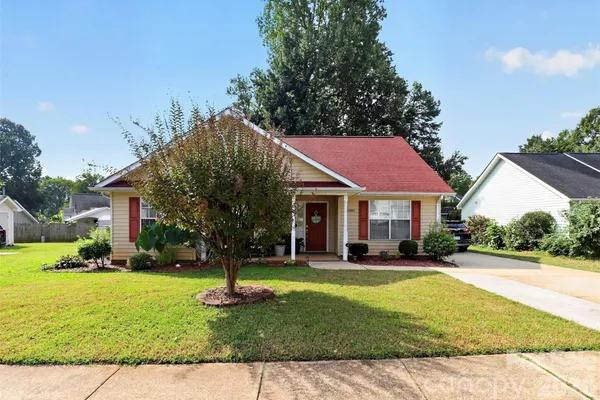 5906 COUNTRY WALK DR
