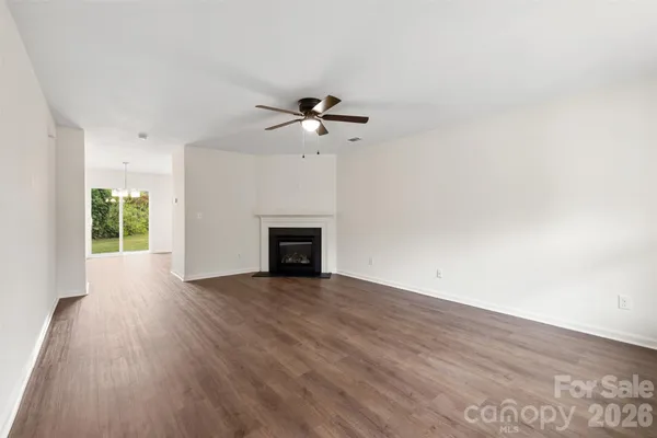 2824 EASTON KNOLL DR