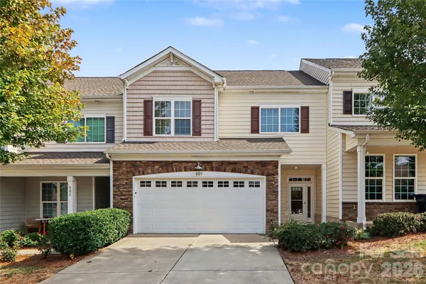 809 RIVER PARK RD