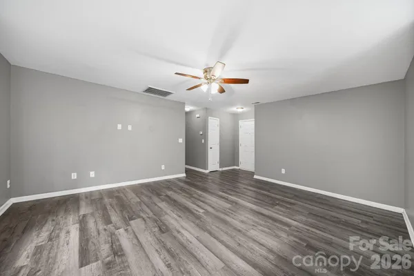 1405 SPRING VIEW CT