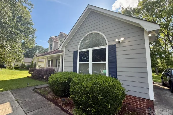 10520 QUEENSMEAD CIR