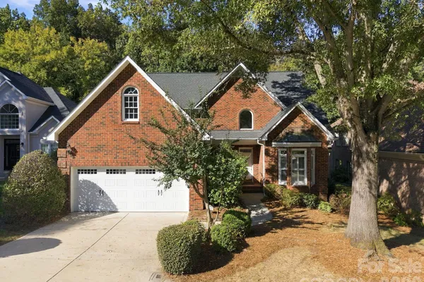 10417 NEWBERRY PARK LN