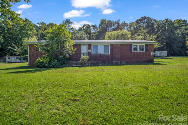 182 LONGVIEW DR