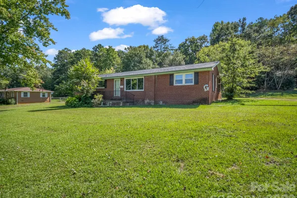182 LONGVIEW DR