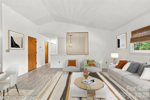 117 VIEW DE LAKE DR 2
