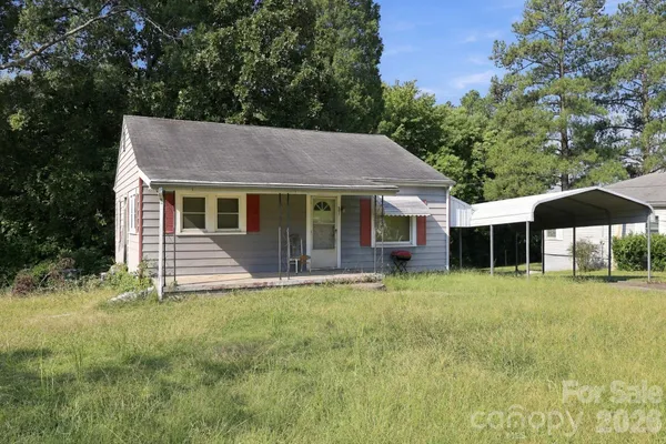 507 FAIRBLUFF AVE