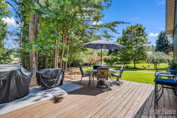 3860 LANDRUM RD 13