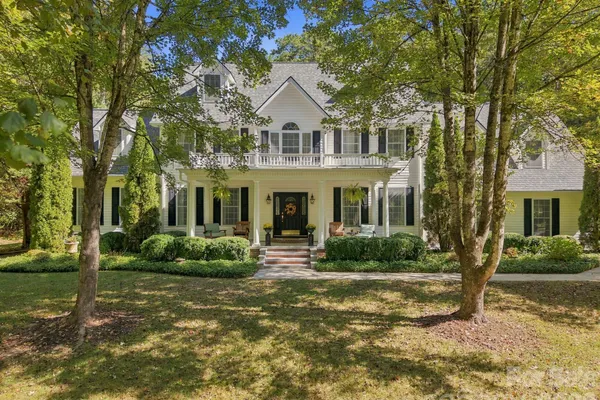 25 JONATHAN CREEK DR