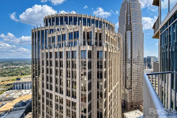 210 N CHURCH ST 3411