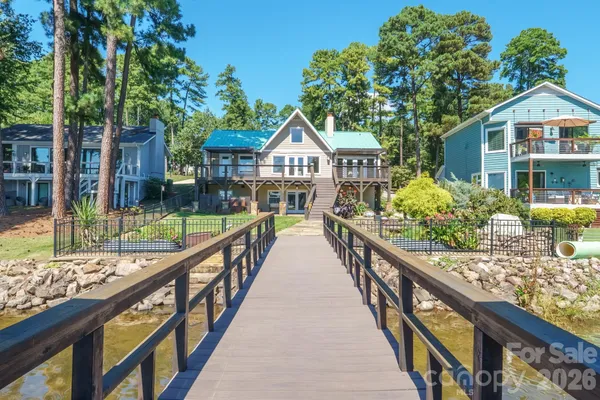 20919 ISLAND FOREST DR