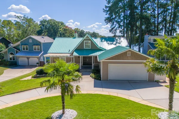 20919 ISLAND FOREST DR