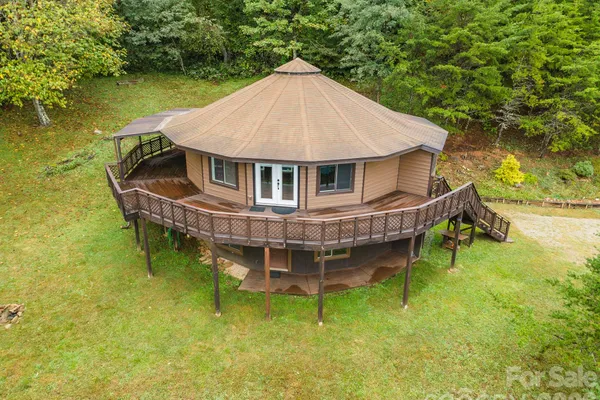 281 BEARWALLOW TRL
