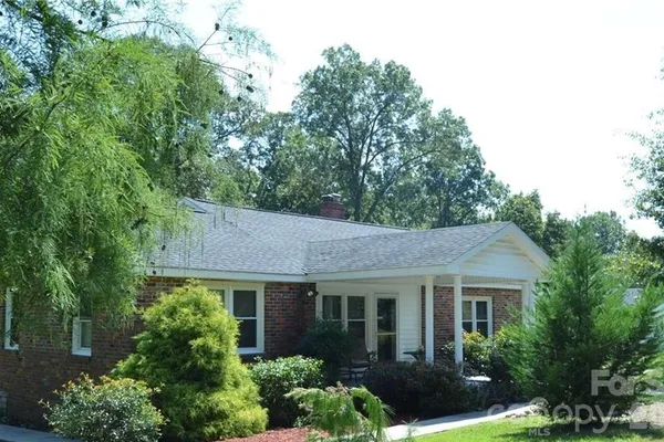 400 RESERVATION RD