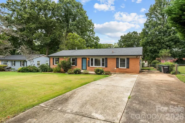 117 TREMONT TER